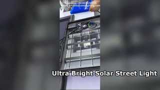 Farola solar todo en uno de 60 W con panel solar de 115 W utilizado en calles.