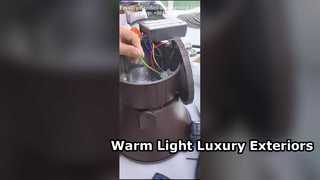 Luz de inundación marrón oscuro de 60 W: blanco cálido de 3000 K con carcasa fundida ADC12.