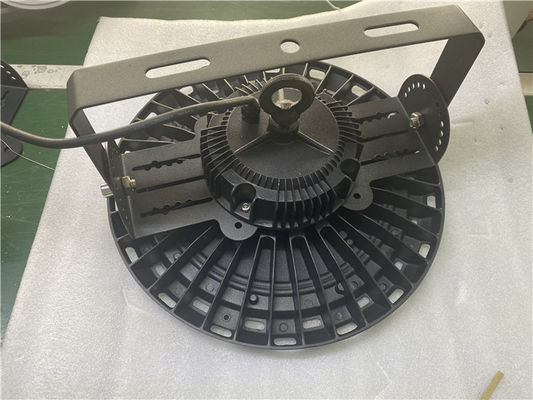 comprar Eficiencia 120 lúmenes/watt UFO High Bay Light 100W 150W 200W Led High Bay Usado en fábrica online manufacture